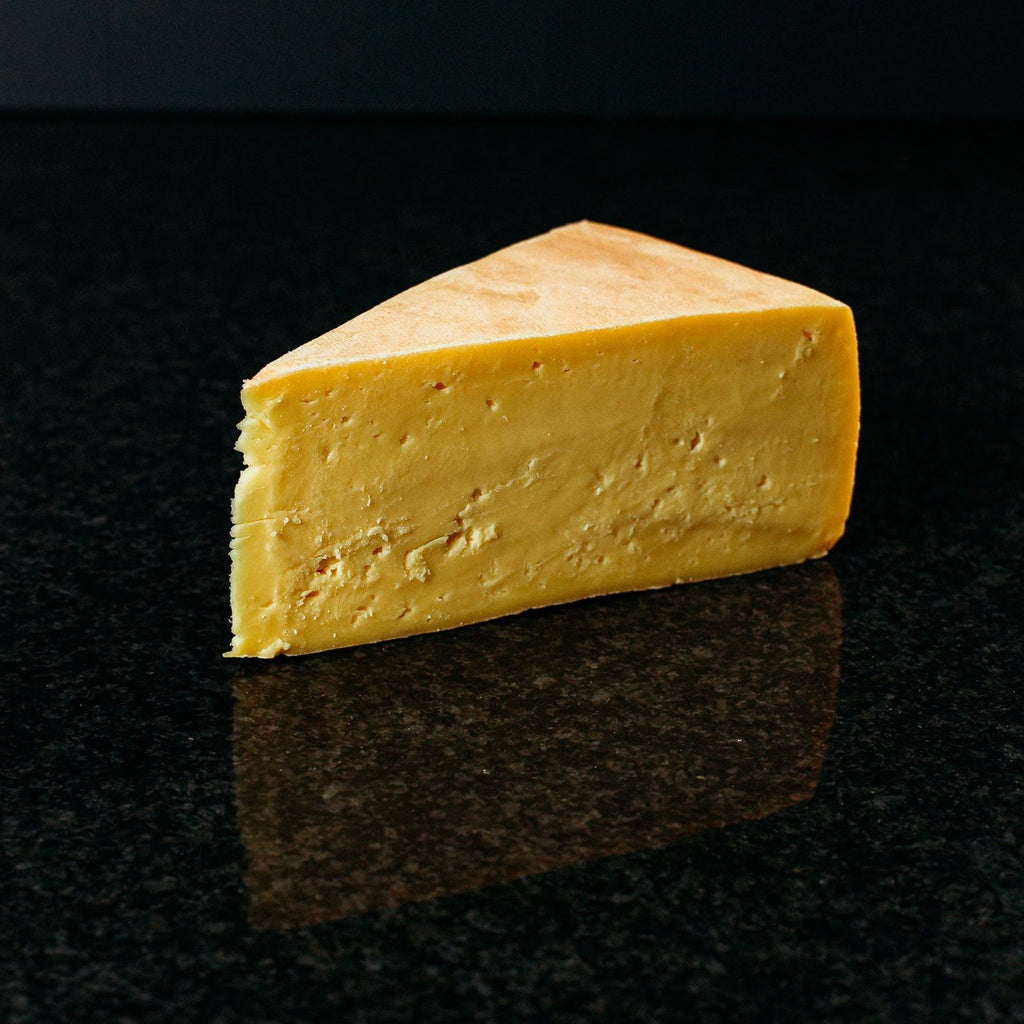 Ogleshield | Montgomery Cheddar | Somerset Cheese | British Cheese
